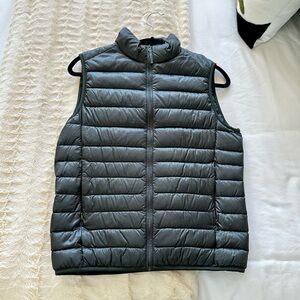 Uniqlo Puffer Vest